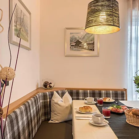 Apartment Haus Sonnegg Talblick *